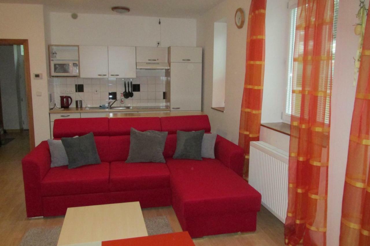 Apartman Riviera Apartment Липно над Вълтава Екстериор снимка